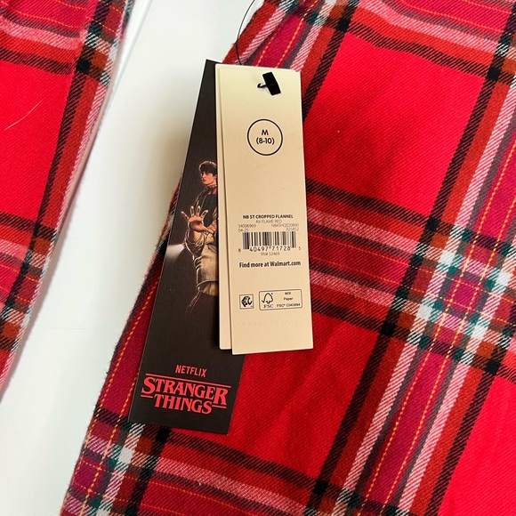 Stranger Things Women's M 8-10 Red Plaid Crop WSQK Shirt - Picture 11 of 12